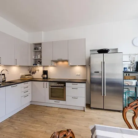 Haus Aeskulap - Altstadt, Hafen, Gallimarkt Apartamento *
