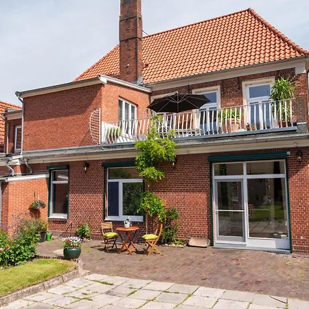 Apartamento Haus Aeskulap - Altstadt, Hafen, Gallimarkt Leer